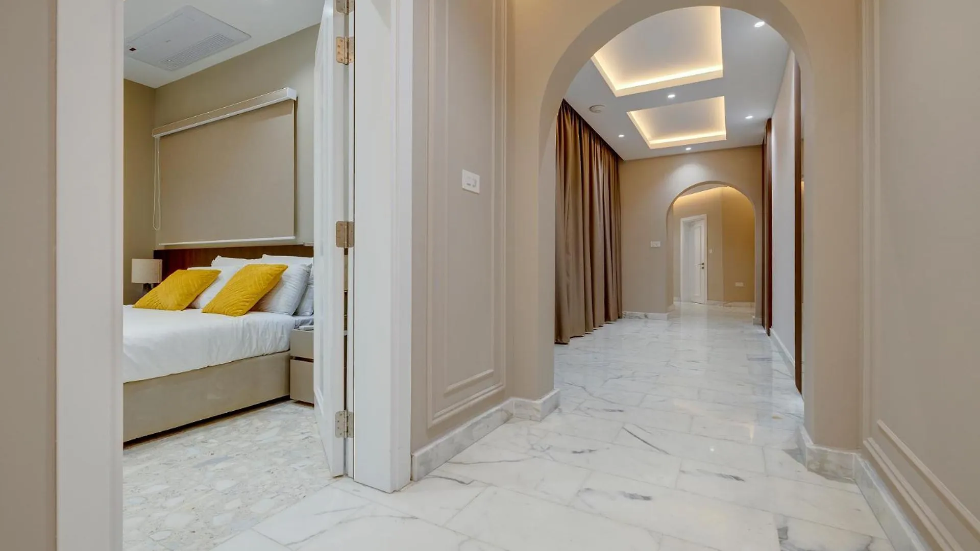 Premier Seafront Living: Ultra-Luxury In Sliema Apartment