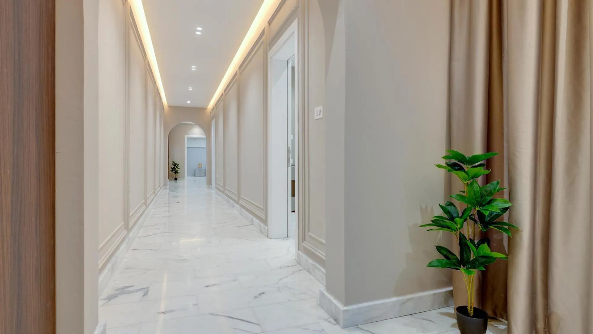 Premier Seafront Living: Ultra-Luxury In Sliema Apartment