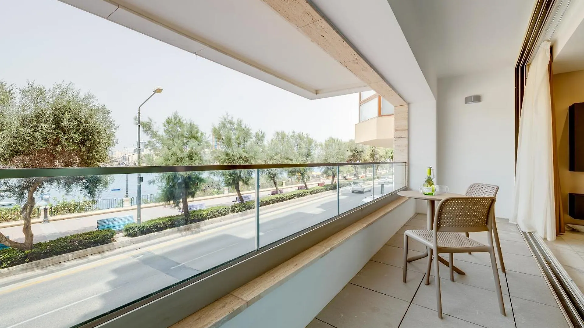 Premier Seafront Living: Ultra-Luxury In Sliema Apartment